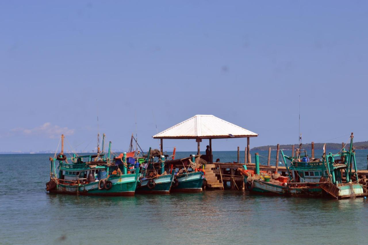Salacia'S Suite Prek Svay Village Bagian luar foto