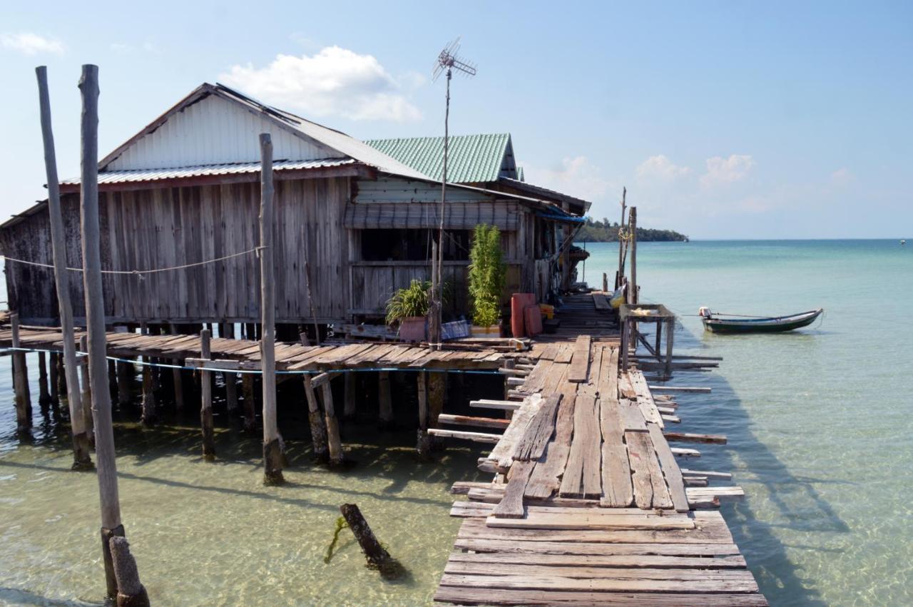Salacia'S Suite Prek Svay Village Bagian luar foto